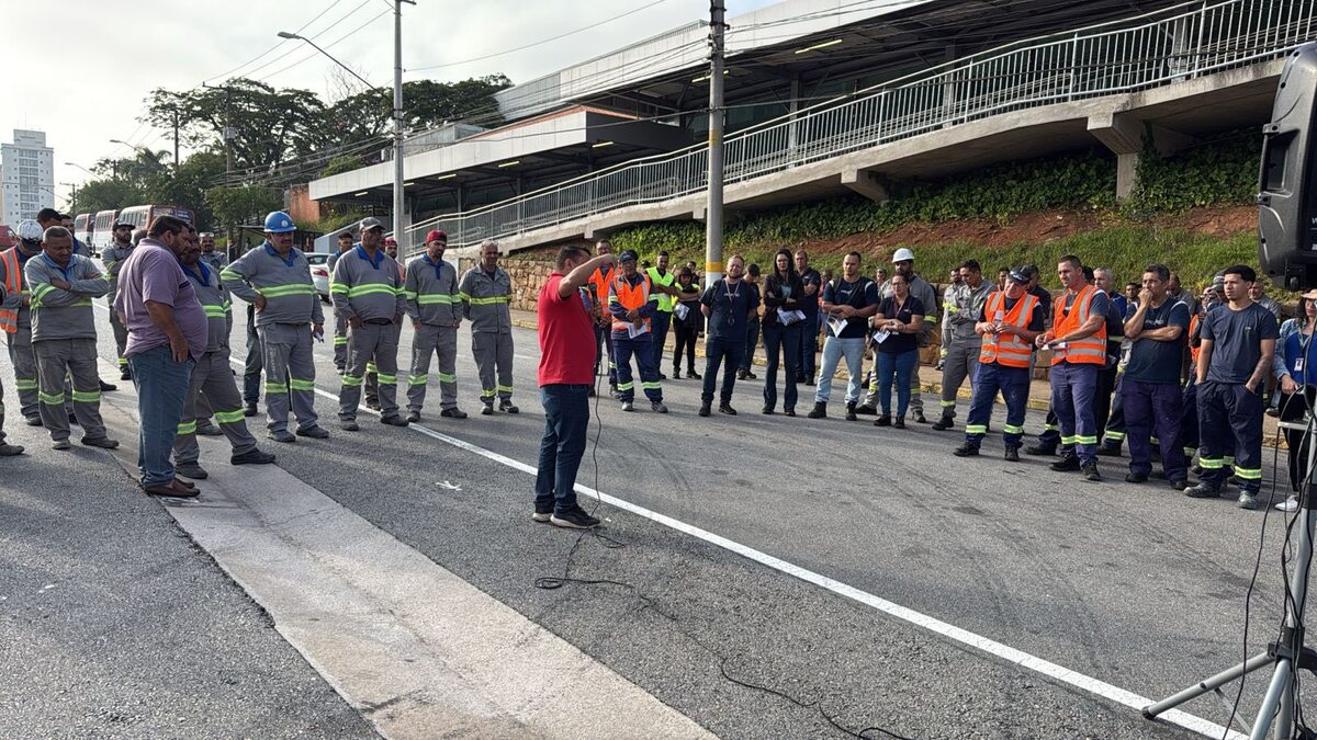 Leia mais sobre o artigo 0 esforço e empenho da Diretoria do Sindicato da Construção Civil na Campanha Salarial de 2025